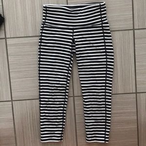 Athleta crop chatarungas